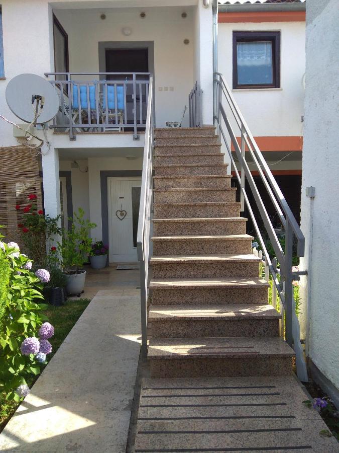 Apartment Nebo Porec Luaran gambar